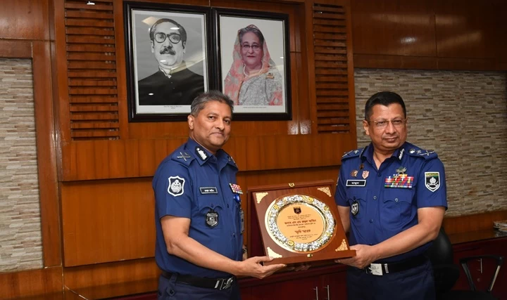 পুলিশের কাজ চ্যালেঞ্জিং: আইজিপি