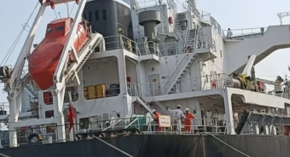 ভারত ও পাকিস্তান থেকে দেশে ৩৭ হাজার টন চাল এসেছে